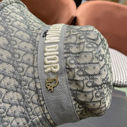 DIOR 26S OBLIQUE JACQUARD BUCKET HAT STYLE 232