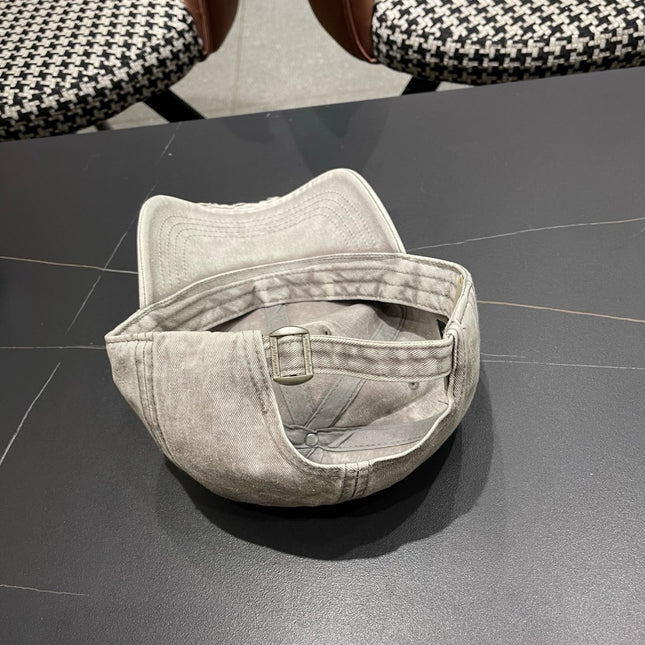 CELINE 26S BASEBALL CAP STYLE 189