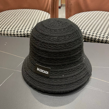 BALENCIAGA 26S BUCKET HAT STYLE 73