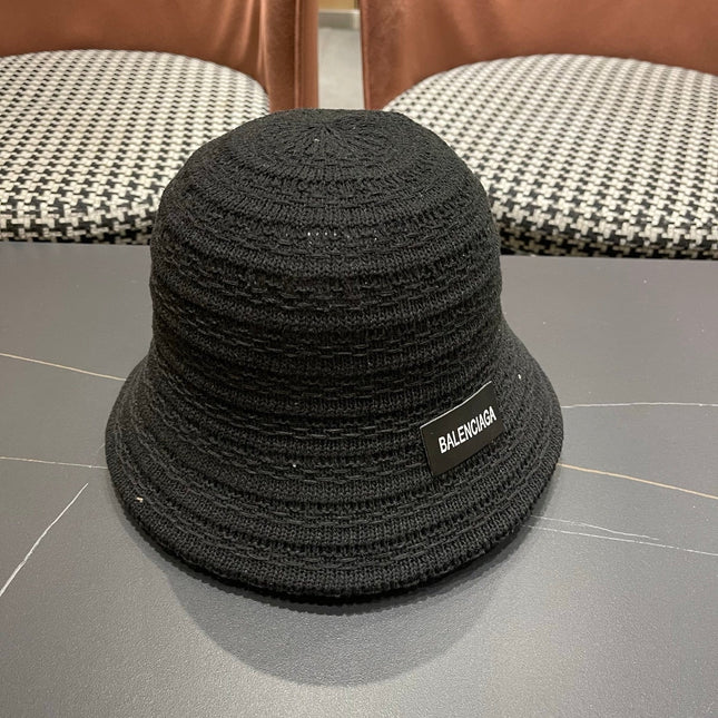 BALENCIAGA 26S BUCKET HAT STYLE 73