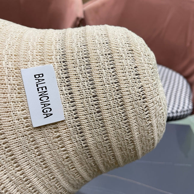 BALENCIAGA 26S BUCKET HAT STYLE 74
