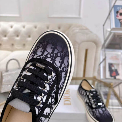 DIOR 26S LOW-TOP SNEAKERS IN BLACK DIOR OBLIQUE CANVAS