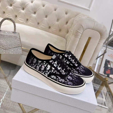 DIOR 26S LOW-TOP SNEAKERS IN BLACK DIOR OBLIQUE CANVAS