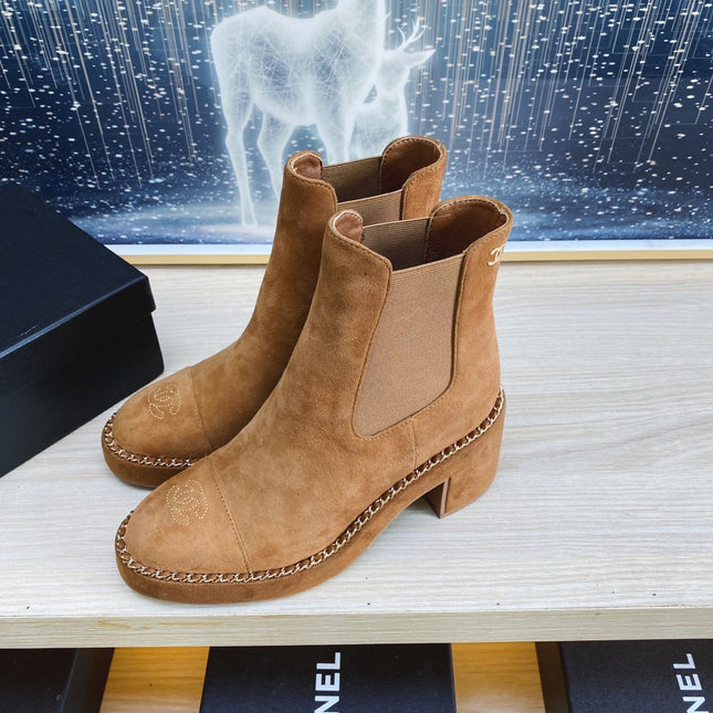 CC HIGH-HEELED BOOTS IN CARAMEL BROWN SUEDE