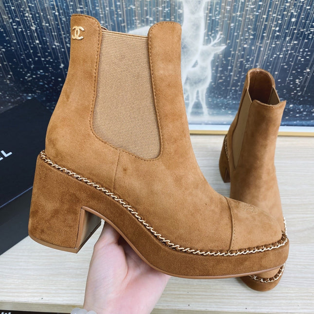 CC HIGH-HEELED BOOTS IN CARAMEL BROWN SUEDE