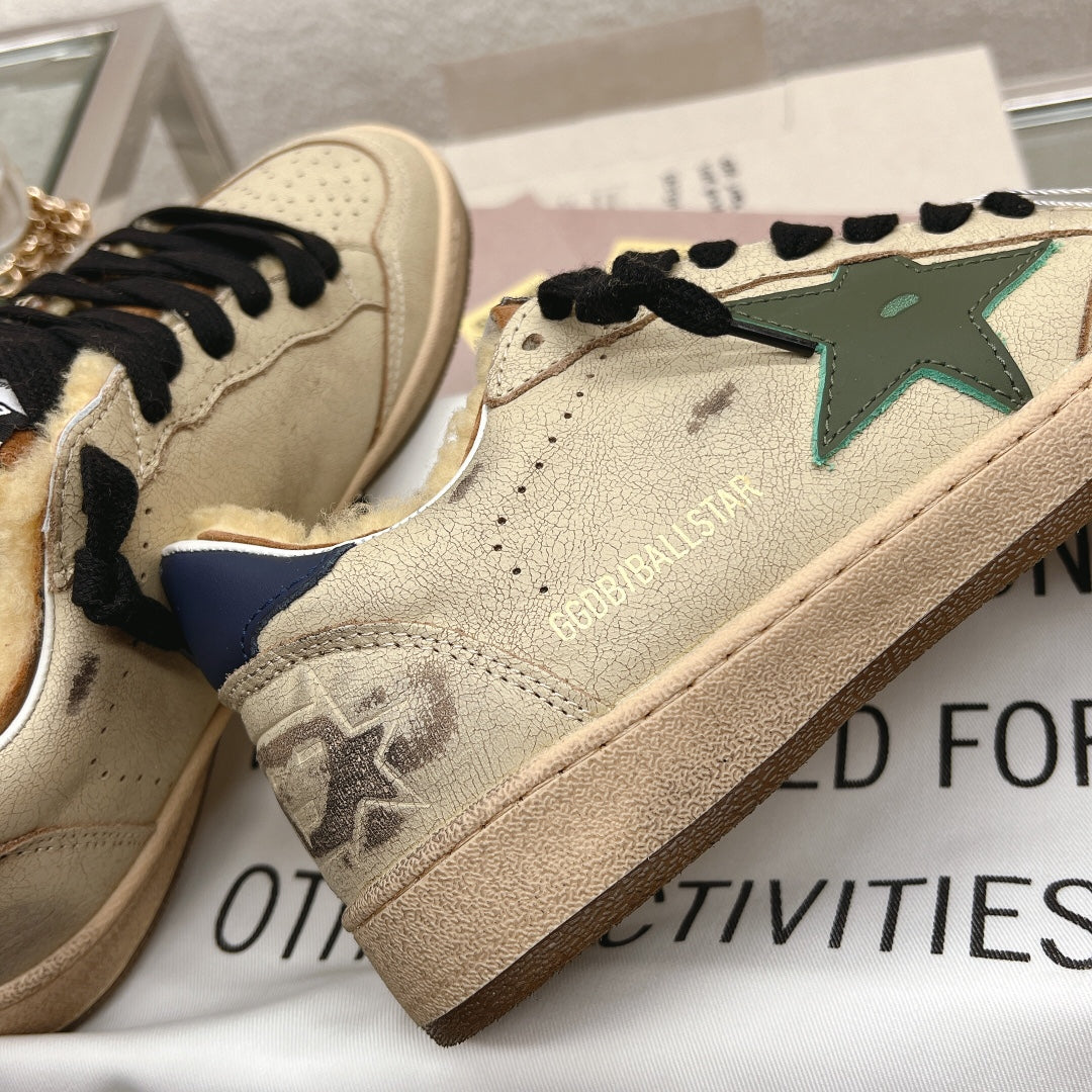 BALL STAR SNEAKERS IN RODEO DUST BEIGE CALFSKIN WITH GREEN STAR BLUE HEEL TAB