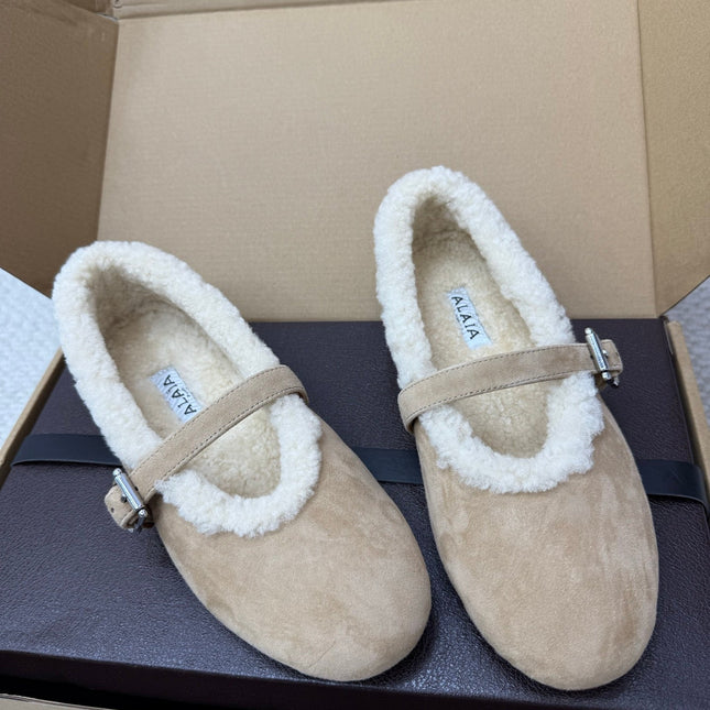 ALAIA 25S SHEARLING BALLET FLATS IN DARK BEIGE SUEDE
