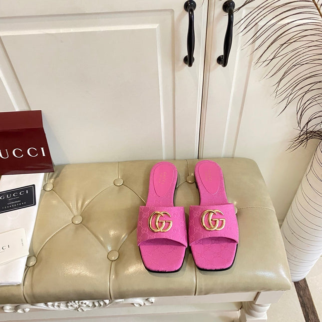 GUCCI 26S SLIDES IN PINK CANVAS