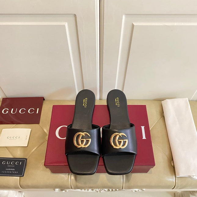 GUCCI 26S SLIDES IN BLACK CALFSKIN