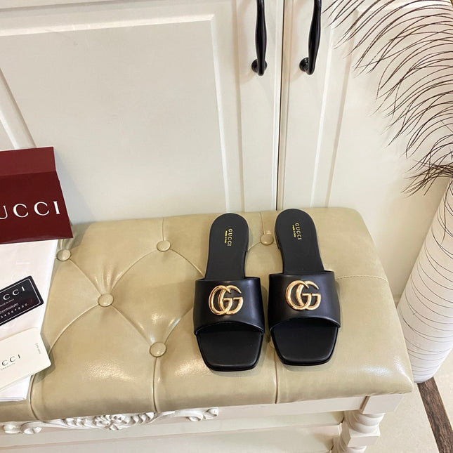 GUCCI 26S SLIDES IN BLACK CALFSKIN