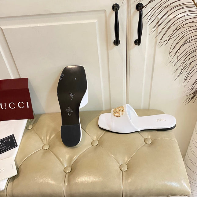 GUCCI 26S SLIDES IN WHITE CALFSKIN