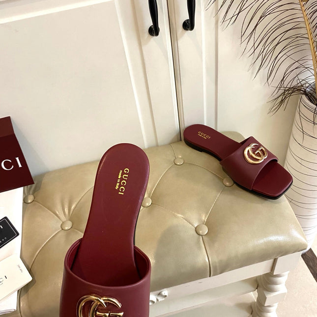 GUCCI 26S SLIDES IN DARK RED CALFSKIN