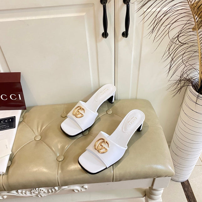 GUCCI 26S HIGH-HEELED SANDALS IN WHITE CALFSKIN WITH GOLD HARDWARE
