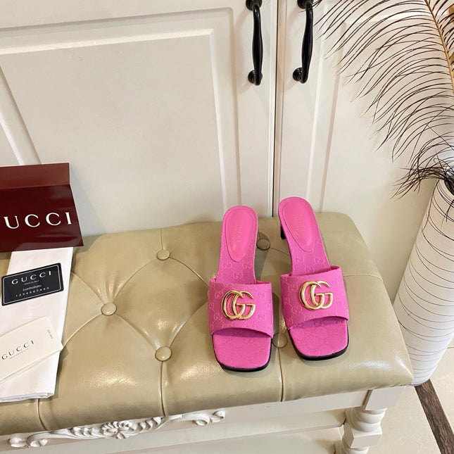 GUCCI 26S HIGH-HEELED SANDALS IN PINK CANVAS WITH GOLD HARDWARE