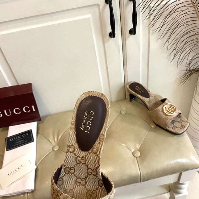 GUCCI 26S HIGH-HEELED SANDALS IN BEIGE CANVAS WITH GOLD HARDWARE