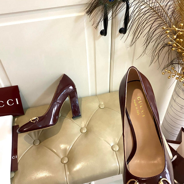 GUCCI 26S HORSEBIT MID-HEEL PUMPS 100 MM IN DARK RED CALFSKIN