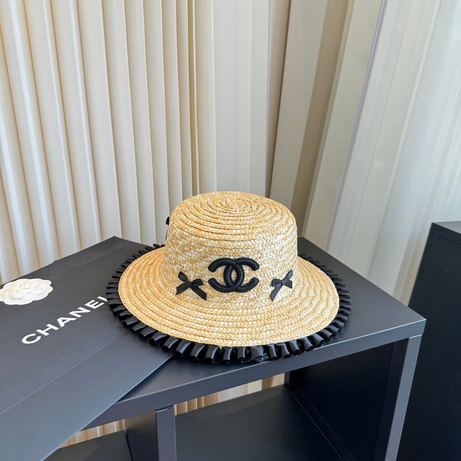 CHANEL 26S BOATER STRAW HAT WITH BLACK CC LOGO 337952