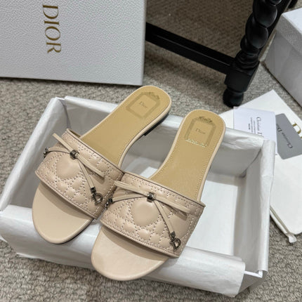 DIOR 26S FLAT MULES IN BEIGE QUILTED LAMBSKIN SILVER HARDWARE