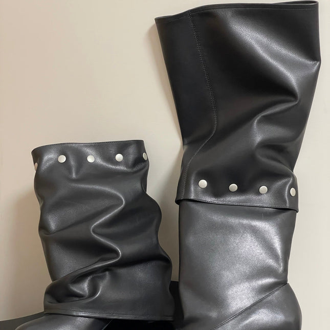 ALO 25S PALOMA WOOL TIERED BOOTS IN BLACK LAMBSKIN WITH STUD