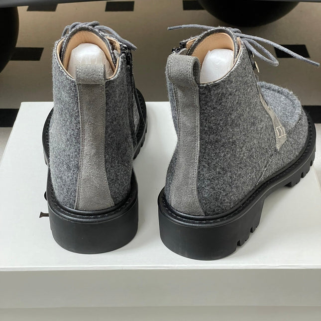 LOEWE 26S ANKLE BOOTS IN GRAY FABRIC