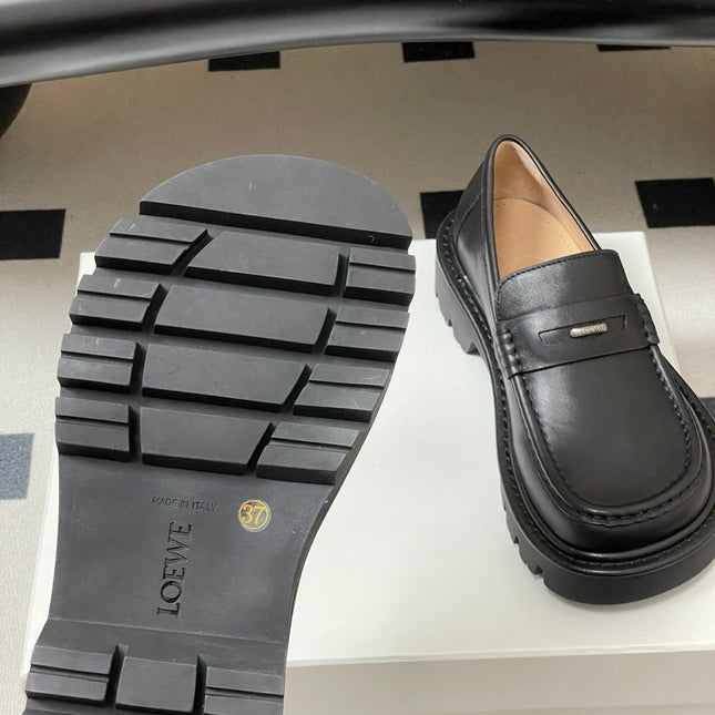 LOEWE 26S LOAFER IN BLACK CALFSKIN