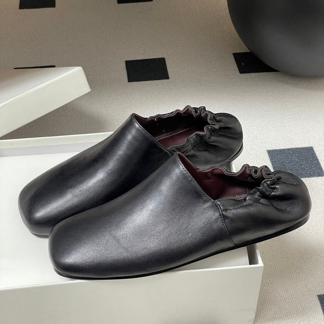 CELINE 26S ELASTIC-BACK FLAT SHOES IN BLACK LAMBSKIN