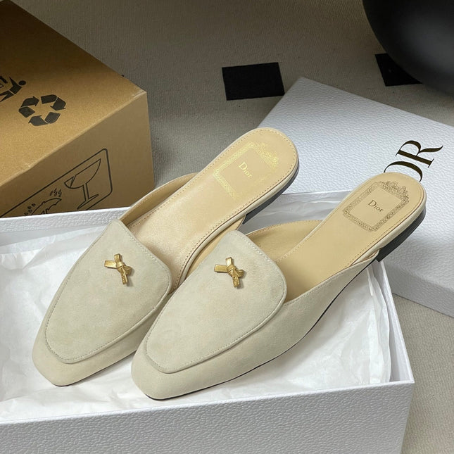 DIOR 26S MULES IN BEIGE SUEDE WITH BOW