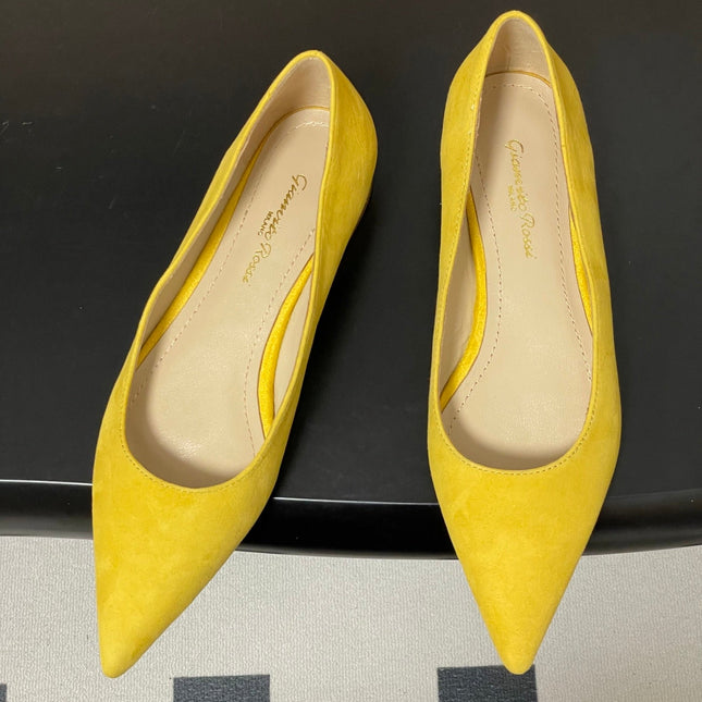 GIANVITO ROSSI 26S FLATS IN YELLOW SUEDE