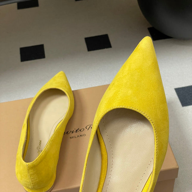 GIANVITO ROSSI 26S FLATS IN YELLOW SUEDE