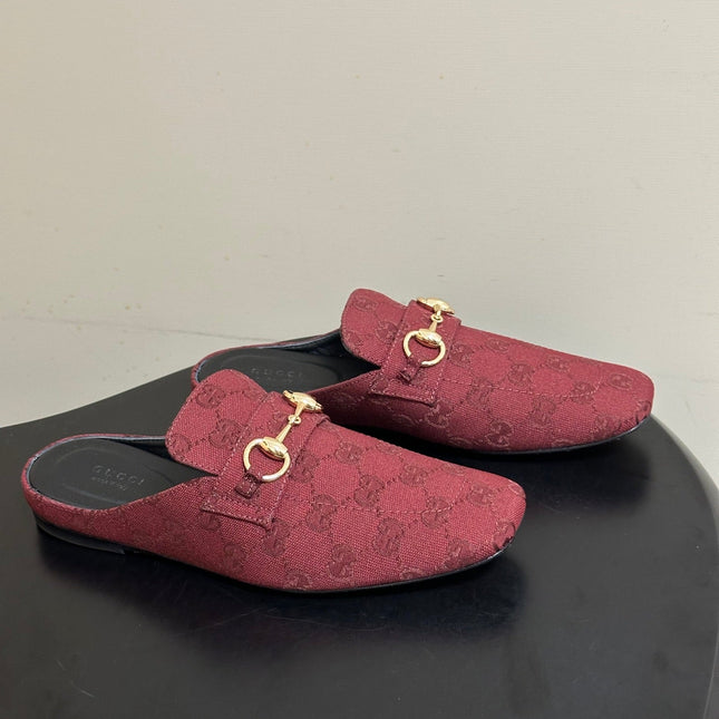 GUCCI 26S HORSEBIT LOAFER MULES IN RED CANVAS