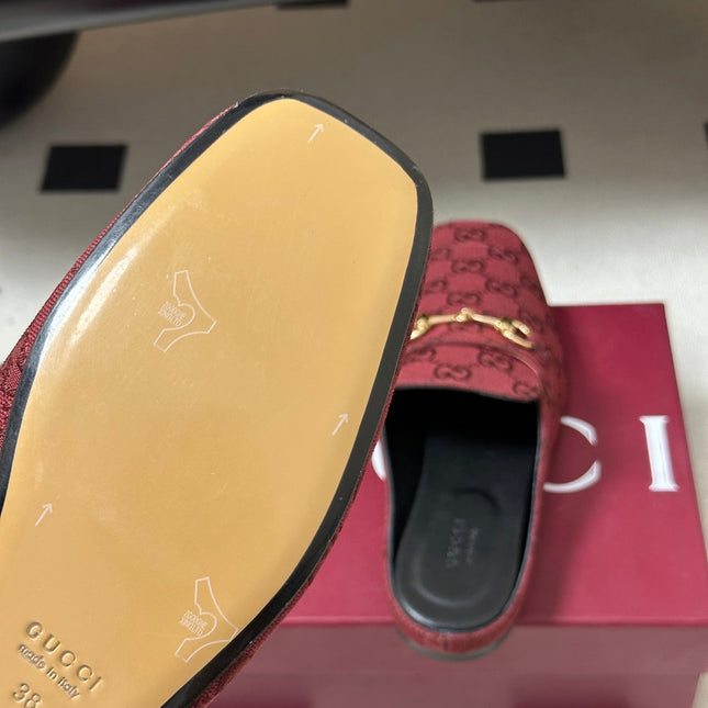 GUCCI 26S HORSEBIT LOAFER MULES IN RED CANVAS