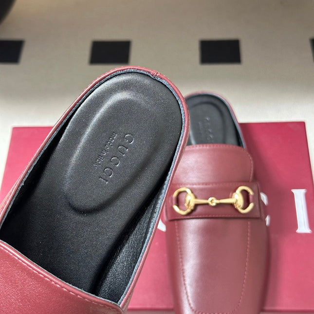 GUCCI 26S HORSEBIT LOAFER MULES IN RED CALFSKIN