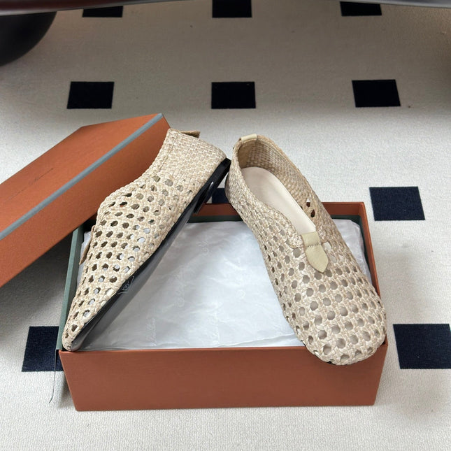 LP 26S BALLET FLATS IN CREAM WHITE CALFSKIN WITH BASKETWEAVE DESIGN