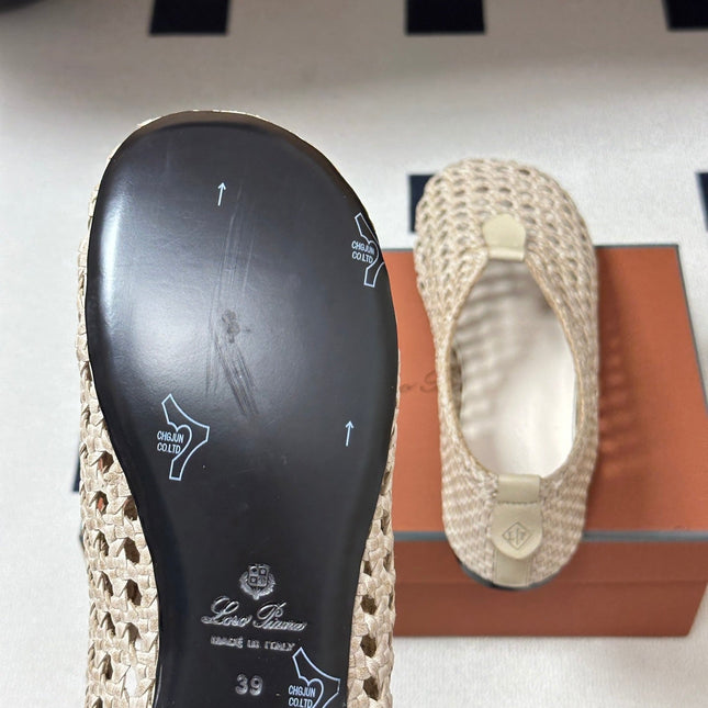 LP 26S BALLET FLATS IN CREAM WHITE CALFSKIN WITH BASKETWEAVE DESIGN