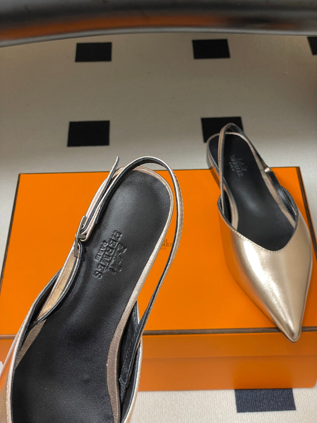 HM 26S NICOLE SLINGBACK IN GOLD CALFSKIN SILVER HARDWARE