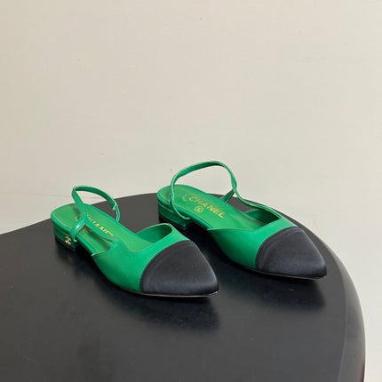 CHANEL 26S POINTED TOE SLINGBACKS IN GREEN LAMBSKIN AND BLACK FABRIC