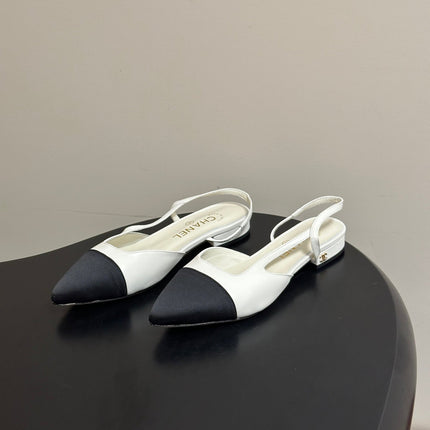 CHANEL 26S POINTED TOE SLINGBACKS IN WHITE LAMBSKIN AND BLACK FABRIC