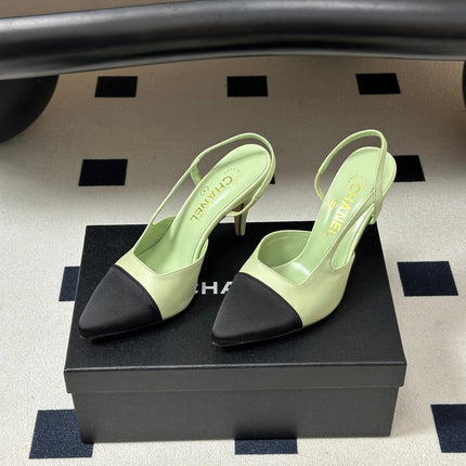CHANEL 26S POINTED TOE HIGH HEEL SLINGBACKS 85 MM IN PASTEL GREEN LAMBSKIN WITH BLACK TOE