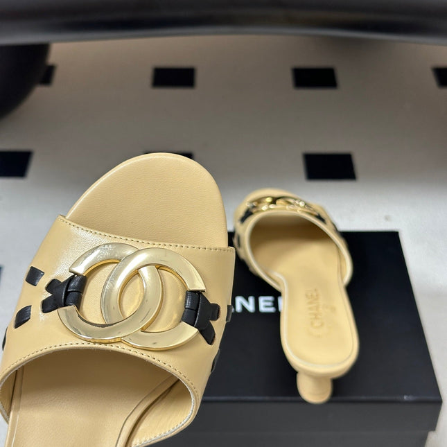 CHANEL 26S HIGH HEEL MULE IN BEIGE LAMBSKIN WITH GOLD TONE CC LOGO