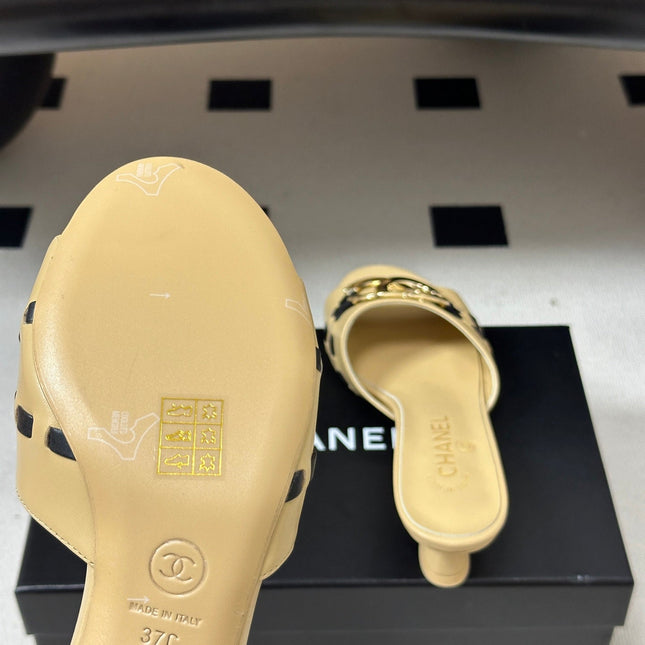 CHANEL 26S HIGH HEEL MULE IN BEIGE LAMBSKIN WITH GOLD TONE CC LOGO