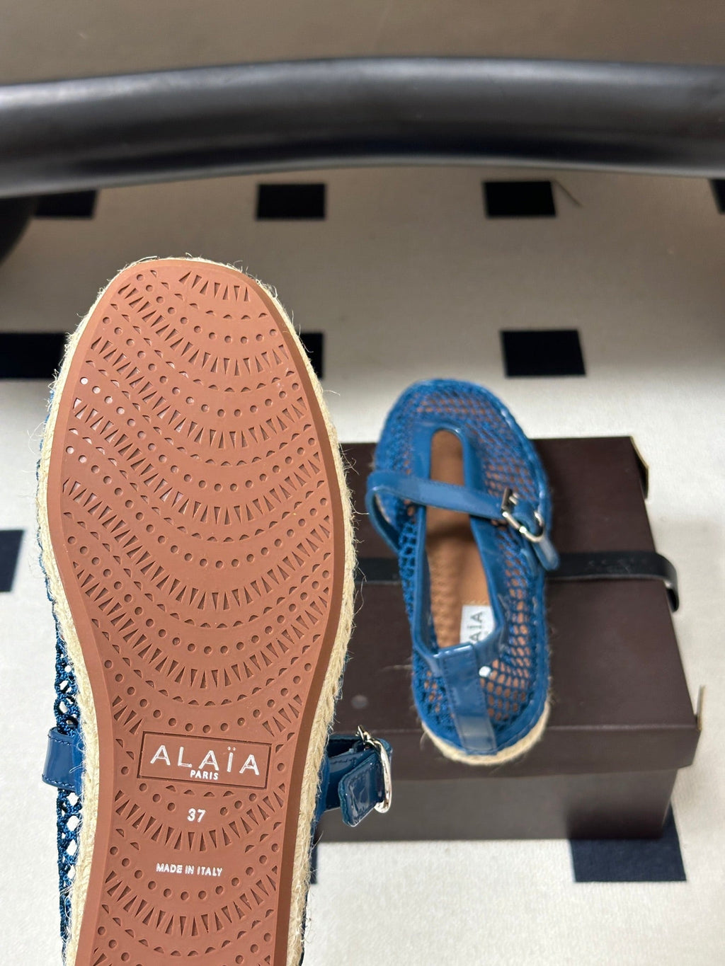 ALAIA 26S MESH ESPADRILLES IN NAVY BLUE PATENT LEATHER AND MESH