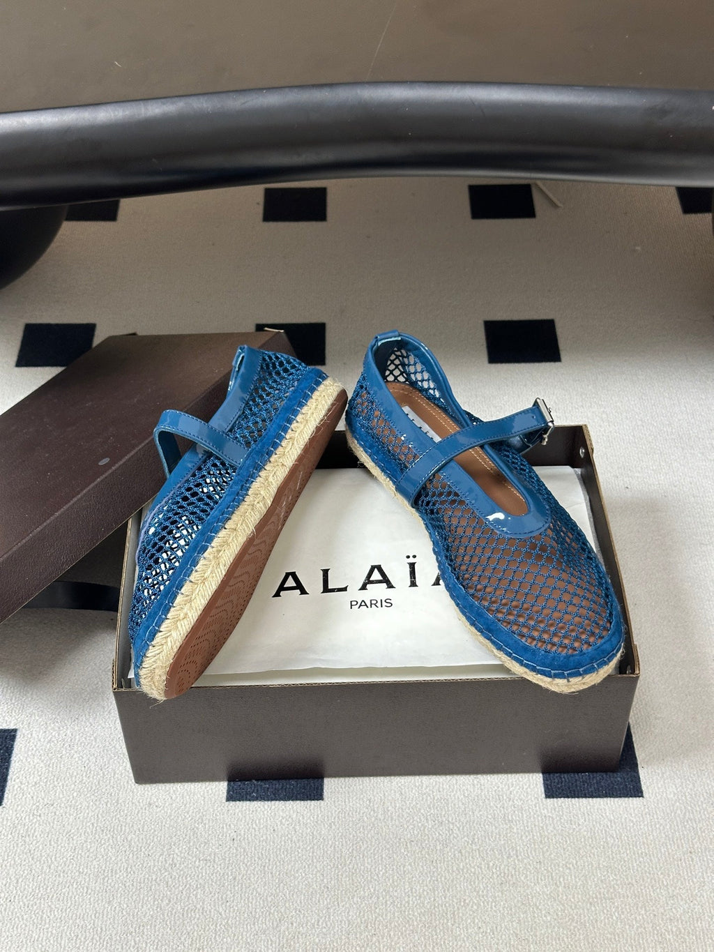 ALAIA 26S MESH ESPADRILLES IN NAVY BLUE PATENT LEATHER AND MESH