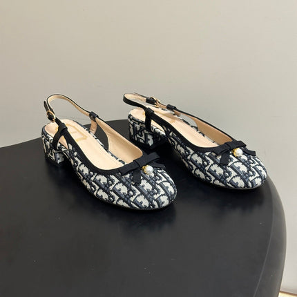 DIOR 26S SLINGBACK PUMPS 35MM IN BLUE DIOR OBLIQUE EMBROIDERED CANVAS WITH BOW