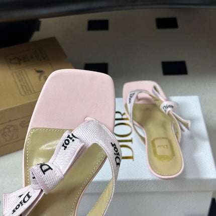 DIOR 26S HIGH-HEEL THONG SANDAL 30MM IN PINK BABY EMBROIDERED CANVAS AND CALFSKIN