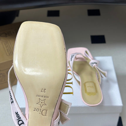 DIOR 26S HIGH-HEEL THONG SANDAL 30MM IN PINK BABY EMBROIDERED CANVAS AND CALFSKIN