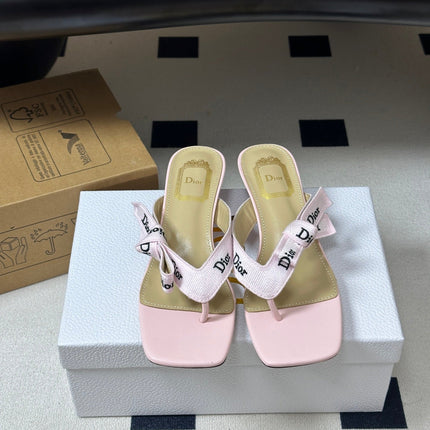 DIOR 26S HIGH-HEEL THONG SANDAL 30MM IN PINK BABY EMBROIDERED CANVAS AND CALFSKIN