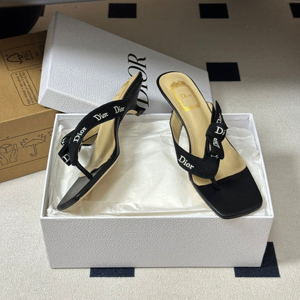 DIOR 26S HIGH-HEEL THONG SANDAL 30MM IN BLACK EMBROIDERED CANVAS AND CALFSKIN