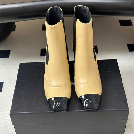 CHANEL 26S ANKLE BOOTS 60 MM IN BEIGE CALFSKIN AND BLACK PATENT