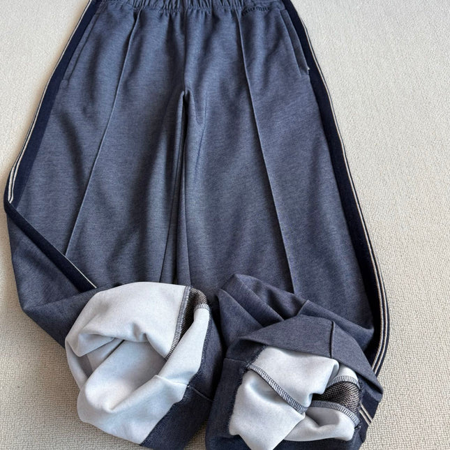 MIUMIU SPORTS PANTS STYLE 590