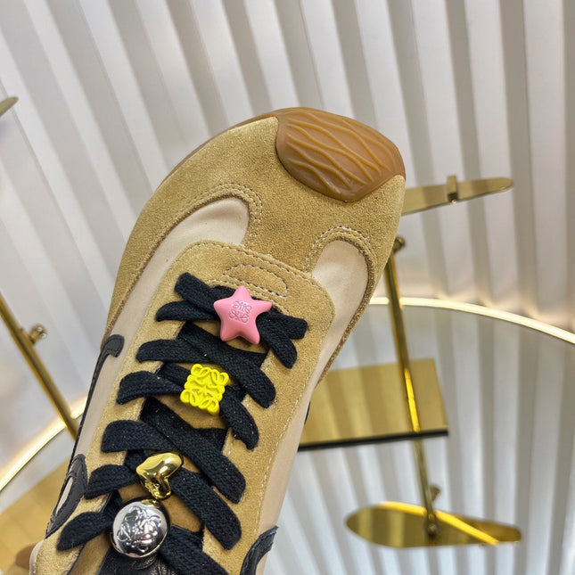 LOEWE 26S RUNNER 2.0 SNEAKERS IN SAND BEIGE FABRIC AND SUEDE